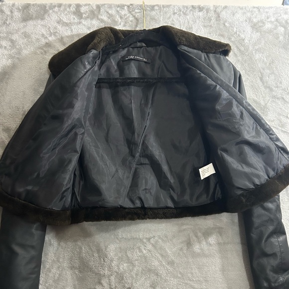 Zara leather moto style faux fur trim collar and sleeves - Picture 10 of 12